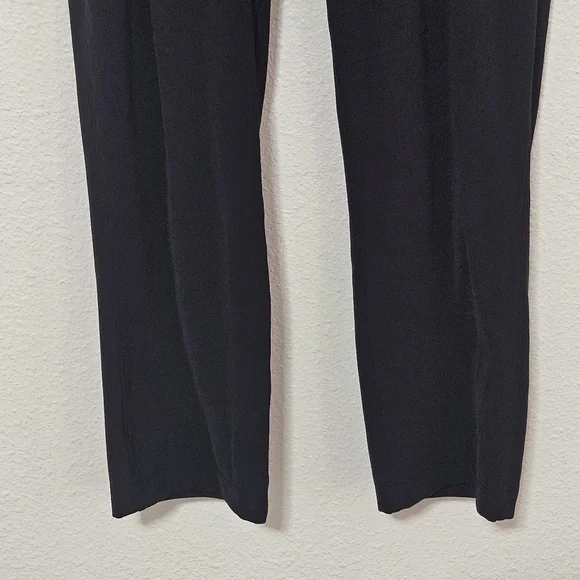 Lululemon Athletica cropped pants size 2 - Picture 3 of 13
